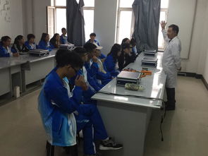 入學(xué)教育第六講 參觀實(shí)習(xí)工廠與實(shí)驗(yàn)室，深化專業(yè)認(rèn)知與教育信息咨詢